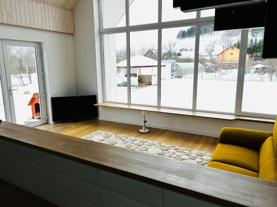 Pineview Lempes Villa Braşov Buitenkant foto